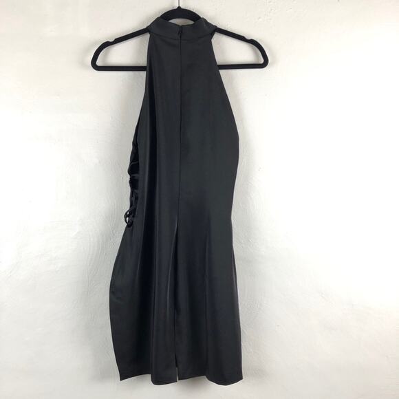 Capulet Black High Mock Neck Cut Out Side Sleeveless Cocktail Bodycon Mini Dress - Picture 3 of 10